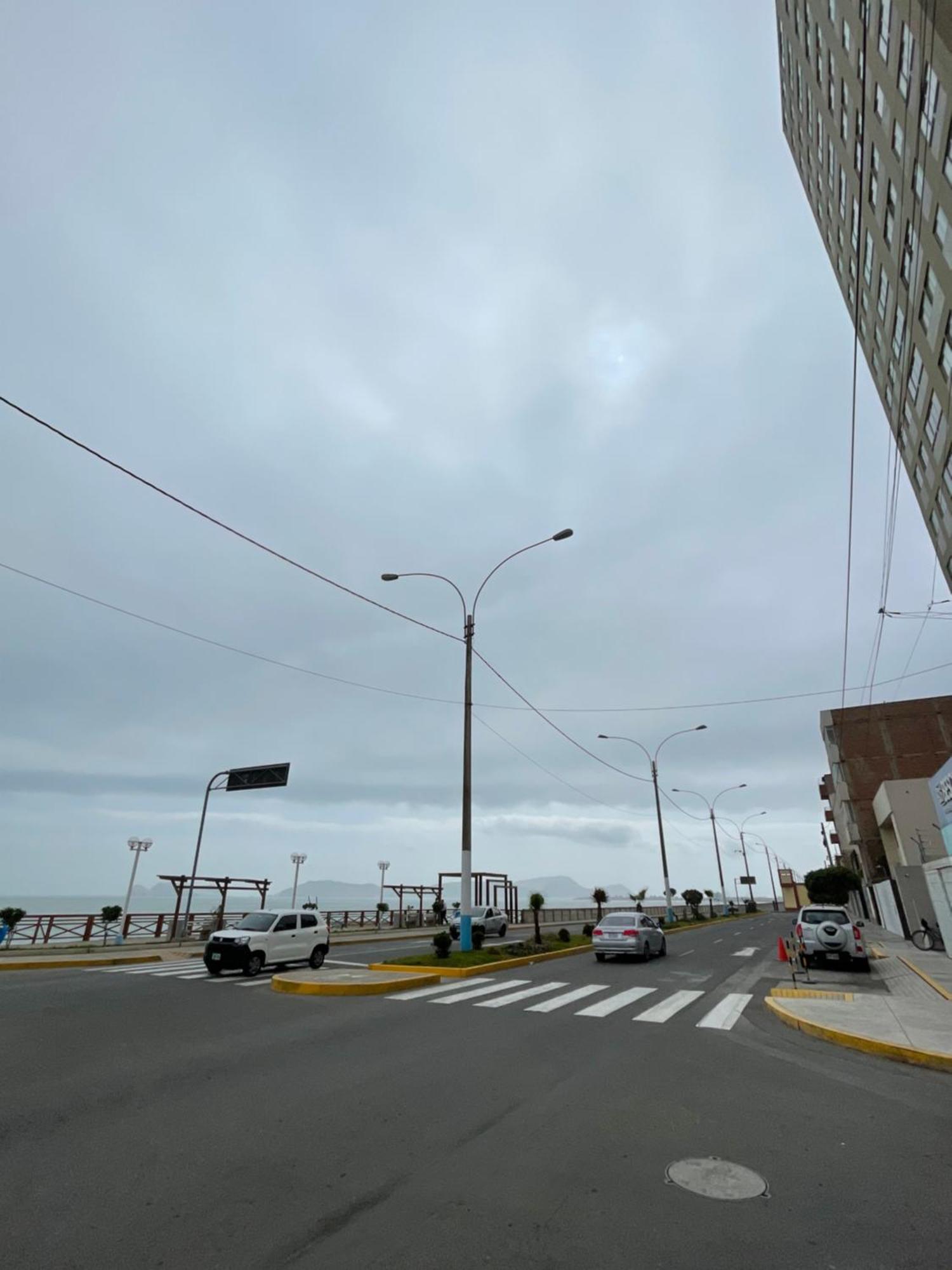 Con Vista Al Mar En Av Costanera * Lima