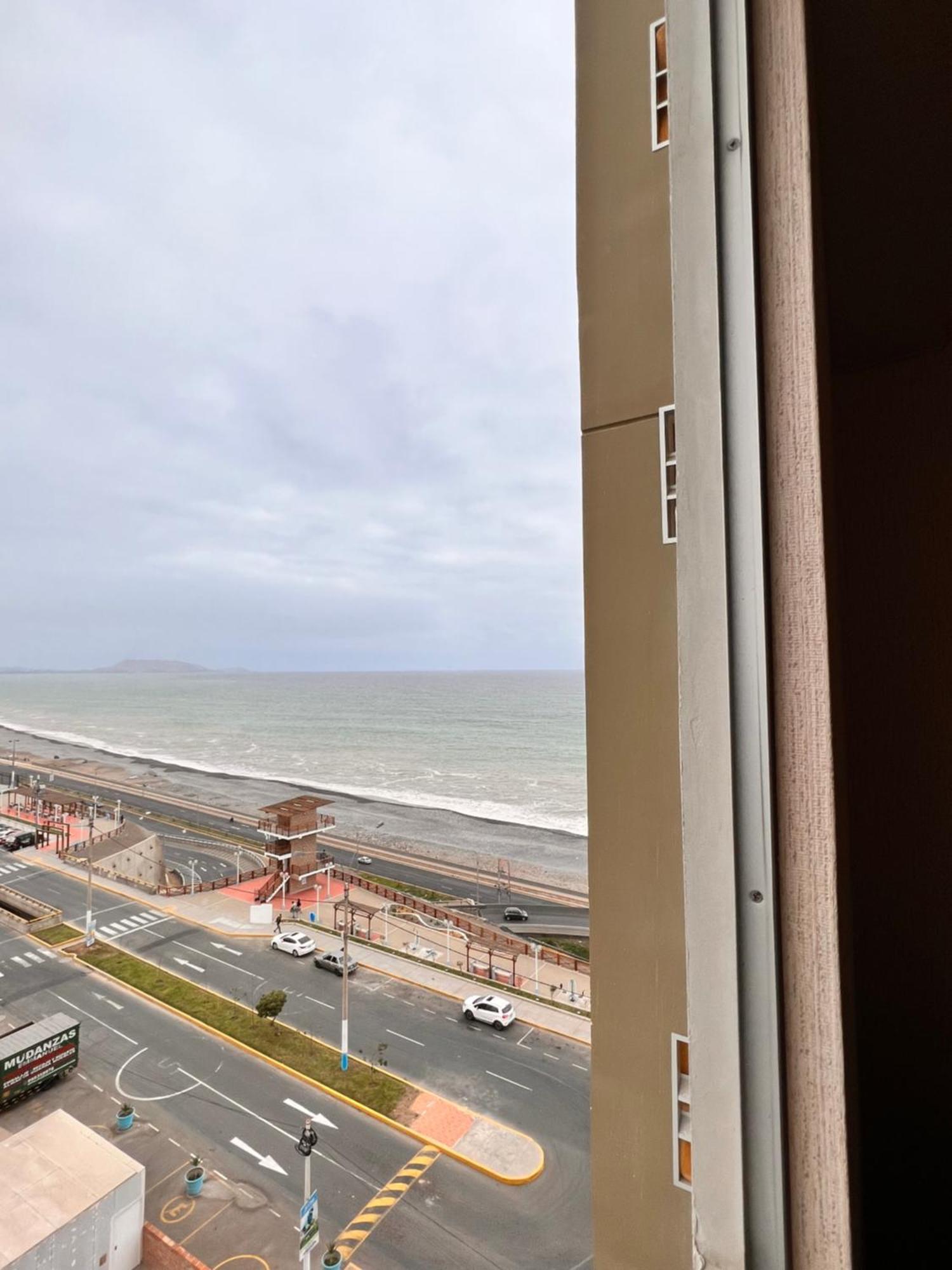 Con Vista Al Mar En Av Costanera Pensión *